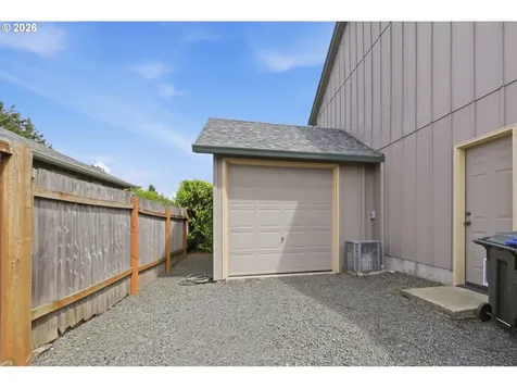 74 Sunday Drive Creswell OR 97426