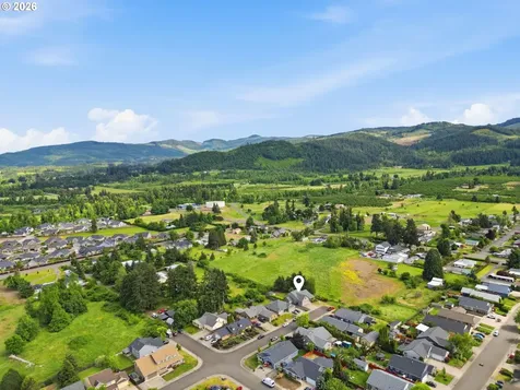 74 Sunday Drive Creswell OR 97426