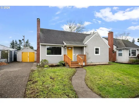 9006 SE Clay Street Portland OR 97216