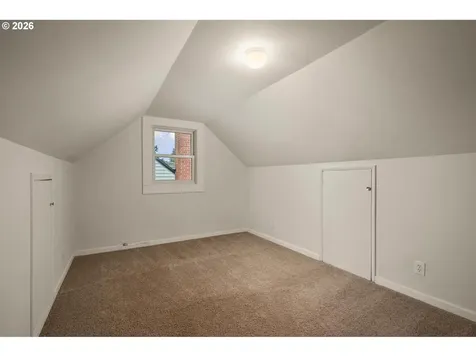 9006 SE Clay Street Portland OR 97216