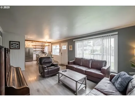 824 NE Macy Street Mcminnville OR 97128