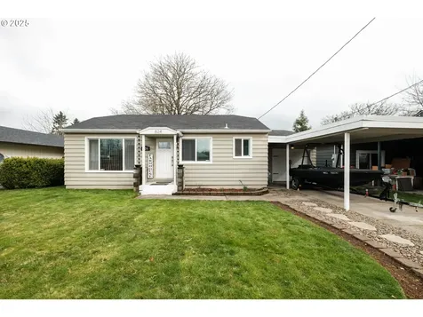 824 NE Macy Street Mcminnville OR 97128