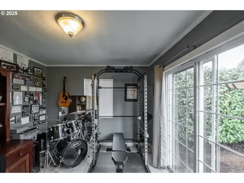 824 NE Macy Street Mcminnville OR 97128