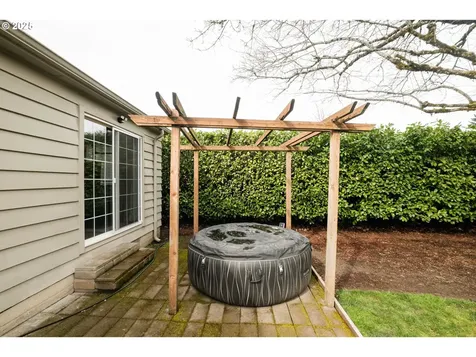 824 NE Macy Street Mcminnville OR 97128