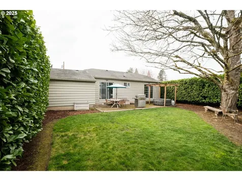 824 NE Macy Street Mcminnville OR 97128