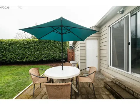 824 NE Macy Street Mcminnville OR 97128