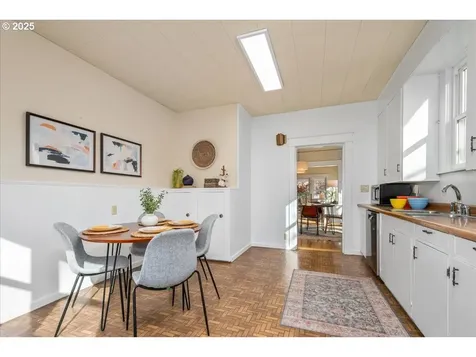 535 SE 53rd Avenue Portland OR 97215