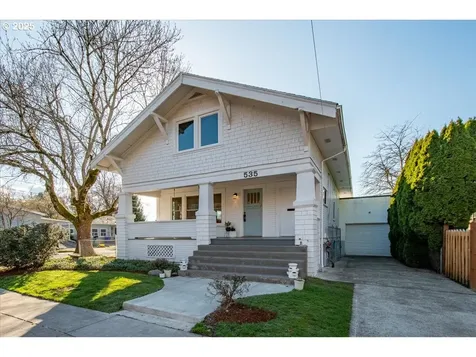 535 SE 53rd Avenue Portland OR 97215