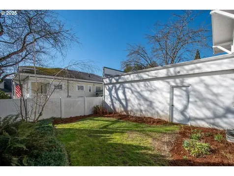 535 SE 53rd Avenue Portland OR 97215