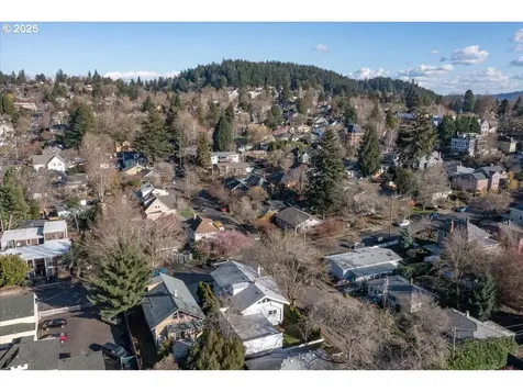 535 SE 53rd Avenue Portland OR 97215