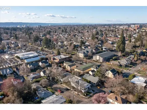 535 SE 53rd Avenue Portland OR 97215