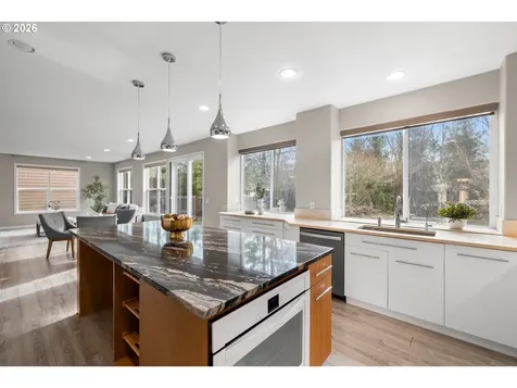 15542 NW Andalusian Way Portland OR 97229