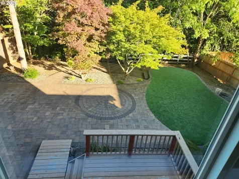 15542 NW Andalusian Way Portland OR 97229