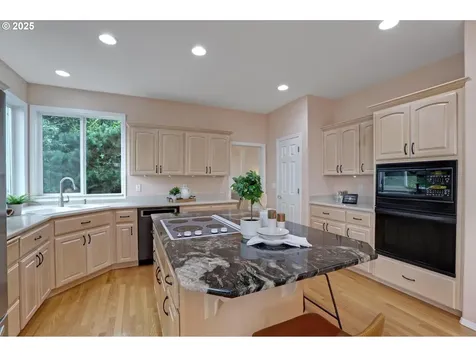 9210 NW Benson Court Portland OR 97229