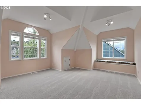 9210 NW Benson Court Portland OR 97229