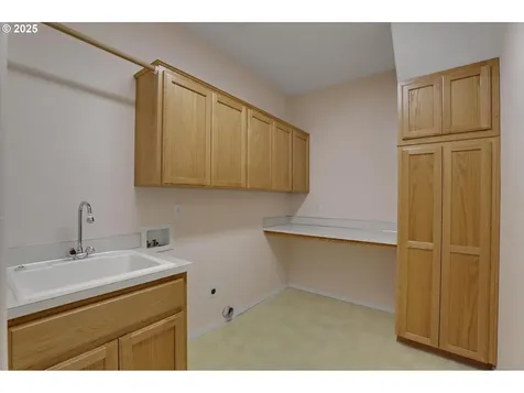 9210 NW Benson Court Portland OR 97229