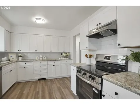 2014 NE Galloway Street Mcminnville OR 97128