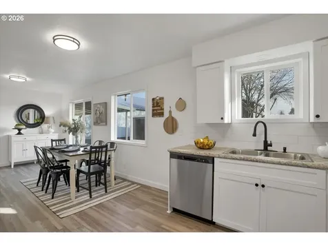 2014 NE Galloway Street Mcminnville OR 97128