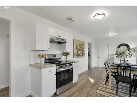 2014 NE Galloway Street Mcminnville OR 97128