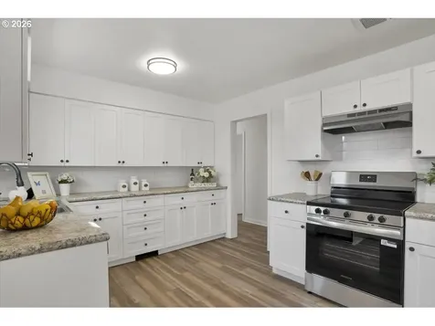 2014 NE Galloway Street Mcminnville OR 97128
