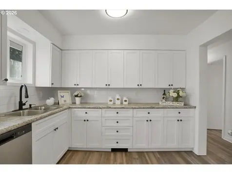 2014 NE Galloway Street Mcminnville OR 97128