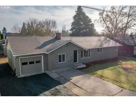 2014 NE Galloway Street Mcminnville OR 97128
