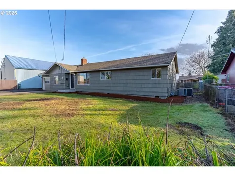 2014 NE Galloway Street Mcminnville OR 97128