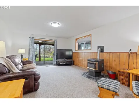 16707 Highway 47 Yamhill OR 97148