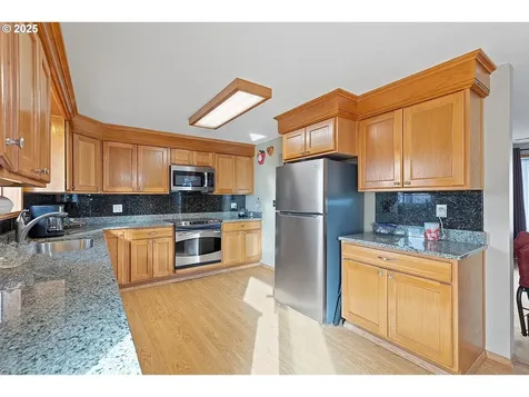16707 Highway 47 Yamhill OR 97148