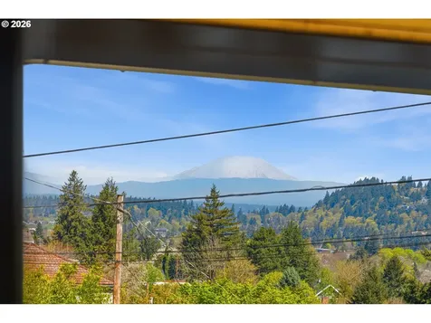 1263 SE 71st Avenue Portland OR 97215