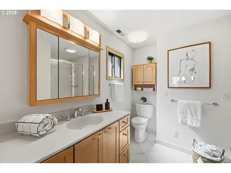 1263 SE 71st Avenue Portland OR 97215