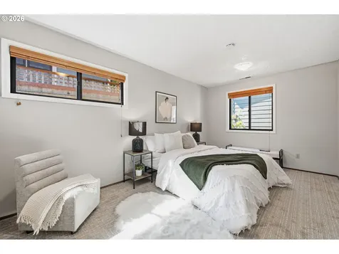 1263 SE 71st Avenue Portland OR 97215