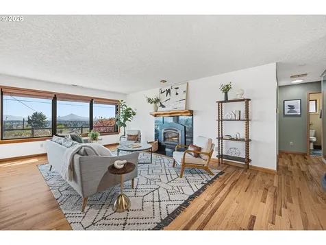 1263 SE 71st Avenue Portland OR 97215