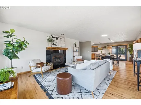 1263 SE 71st Avenue Portland OR 97215
