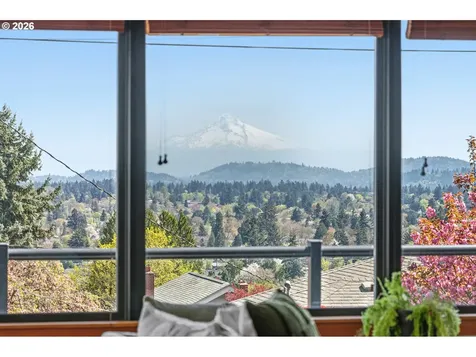 1263 SE 71st Avenue Portland OR 97215