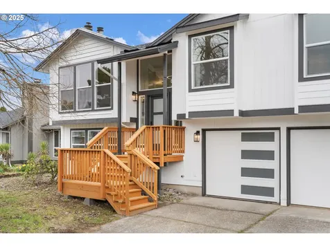 819 SE Olympia Drive Vancouver WA 98683