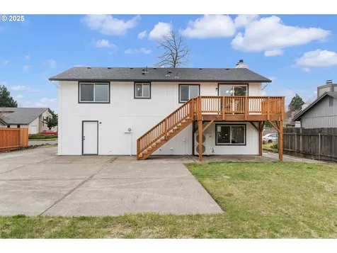 819 SE Olympia Drive Vancouver WA 98683