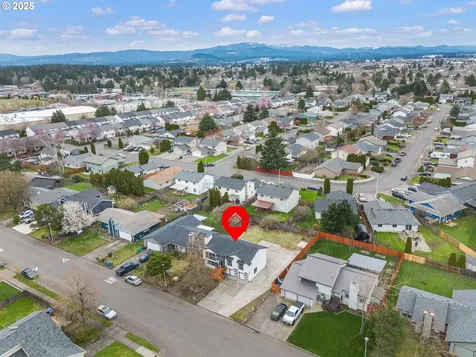 819 SE Olympia Drive Vancouver WA 98683