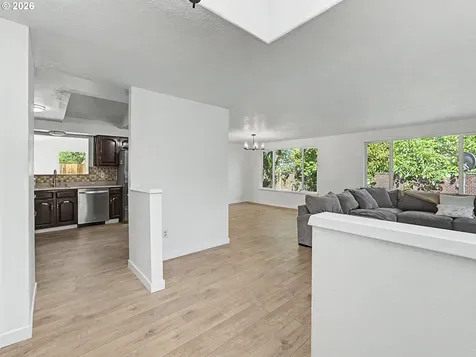 15893 NE Holladay Street Portland OR 97230