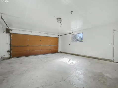 15893 NE Holladay Street Portland OR 97230