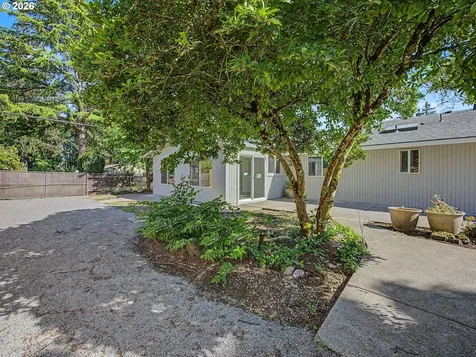 15893 NE Holladay Street Portland OR 97230