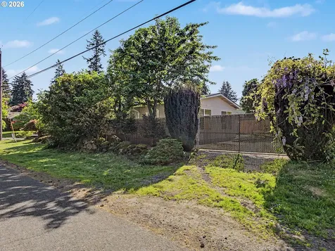 15893 NE Holladay Street Portland OR 97230