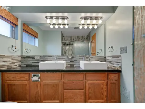 10723 SE Stephens Street Portland OR 97216