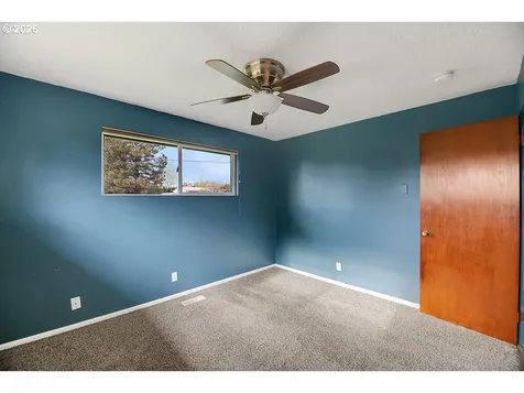 10723 SE Stephens Street Portland OR 97216