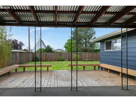 10723 SE Stephens Street Portland OR 97216