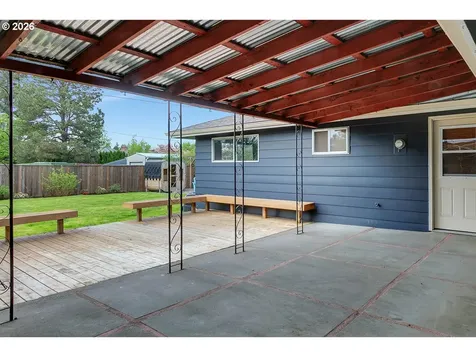 10723 SE Stephens Street Portland OR 97216