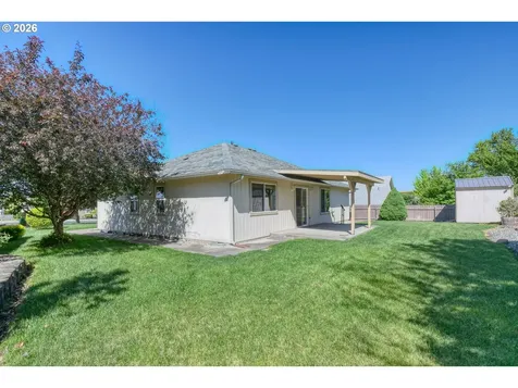 1614 SW 3rd Street Pendleton OR 97801