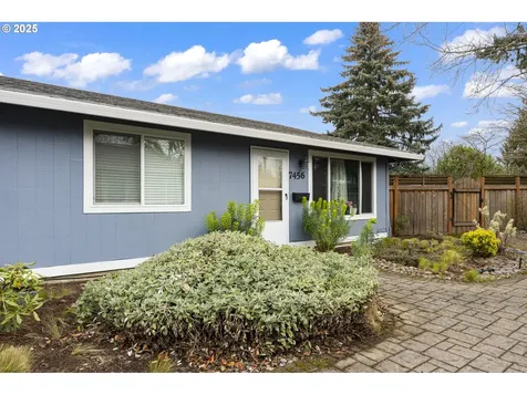 7450 N Portsmouth Avenue Portland OR 97203