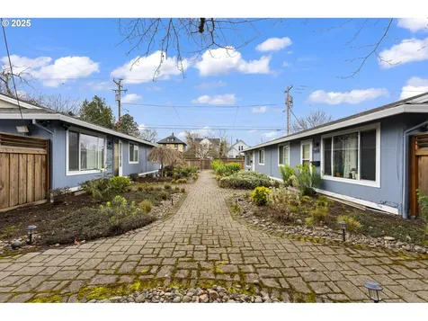 7450 N Portsmouth Avenue Portland OR 97203