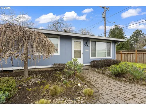 7450 N Portsmouth Avenue Portland OR 97203